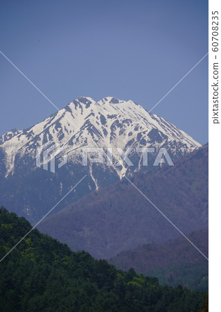 Mount Jonen (Azumino landscape) 60708235