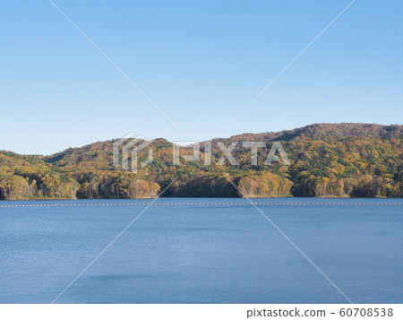 Tobetsu owl lake in autumn 60708538