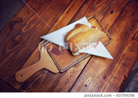 Italian sandwich with Parma's ham and mozzarella 60709396