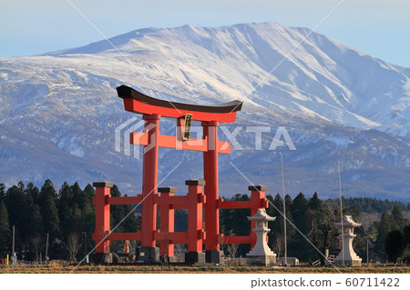 Haguroyama Otorii Rebuilt in 90 years Haguroyama Otorii Rebuilt in 90 years 60711422