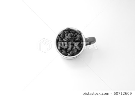 Coffee mug filled up with coffee beans Coffee mug filled up with coffee beans 60712609