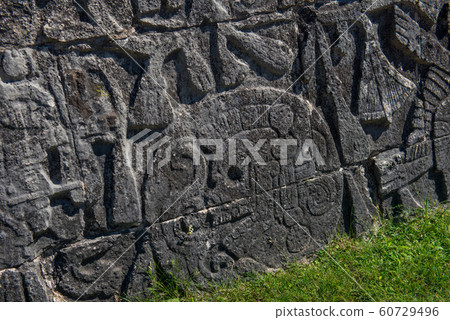 Mayan ruins Chichen Itza 60729496