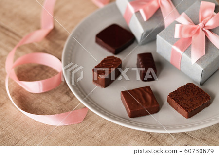 Bonbon chocolat 60730679