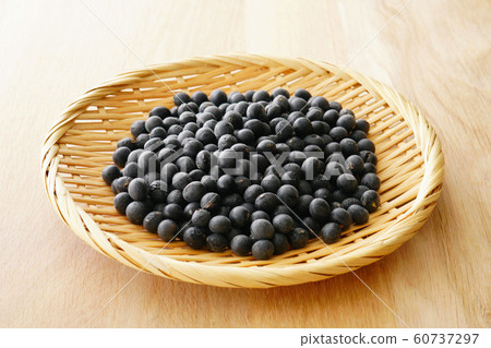 Black soybean 60737297