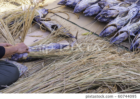 (Shizuoka) Nishiizu traditional bonito (bonito New Year decoration) 60744095