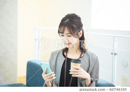 女商人咖啡時間 女商人咖啡時間 60746395