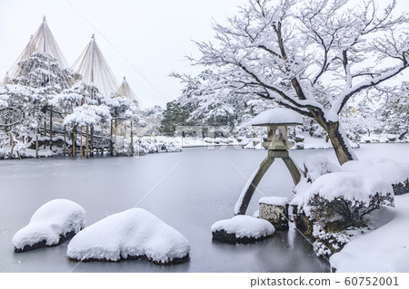 Kenroku en garden winter Kenroku en garden winter 60752001