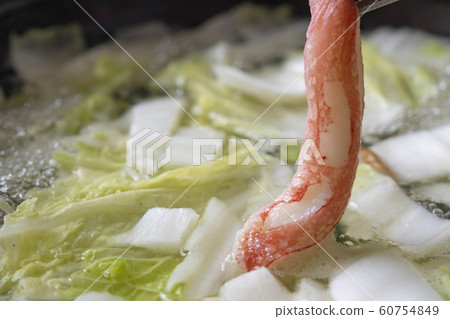 Crab shabu-shabu 60754849