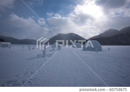 Lake Shikaribetsu Kotan 60758675