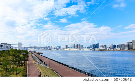 Waterfront area (winter) 60760648