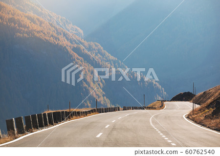 The Grossglockner High Alpine Road The Grossglockner High Alpine Road 60762540