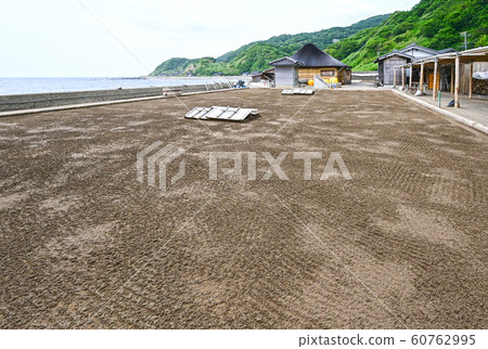 Noto Peninsula Suzu salt field 60762995