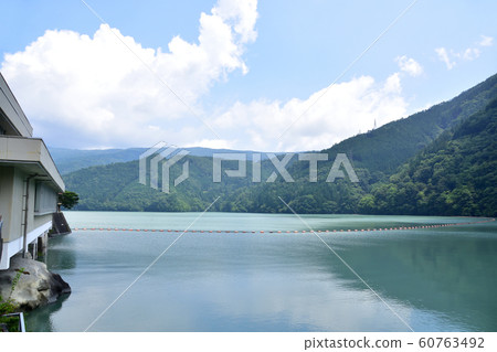 靜岡縣道388號線和大井河的風景 靜岡縣道388號線和大井河的風景 60763492