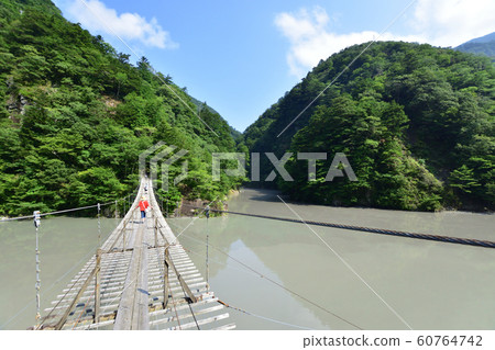 Sumata Gorge scenery 60764742