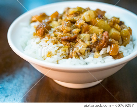 braised pork rice 60769297