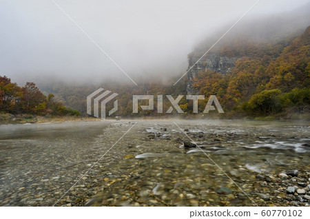 Water Mist, Nakdong River, Andong City, Gyeongbuk, Korea 60770102
