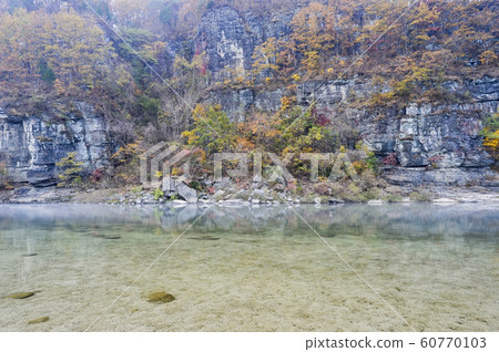 Water Mist, Nakdong River, Andong City, Gyeongbuk, Korea 60770103