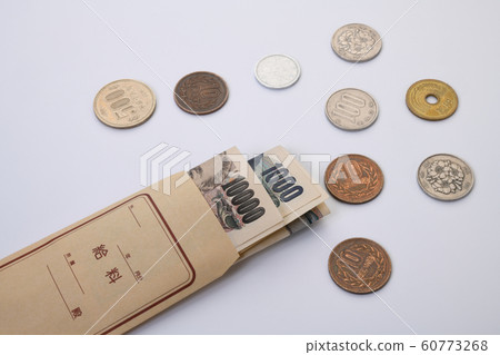 Image of low wage Image of low wage 60773268