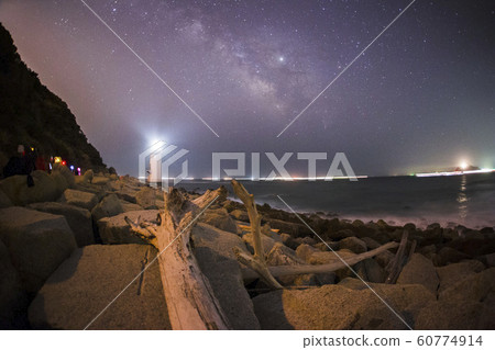 milky way with cape irago lighthouse 60774914