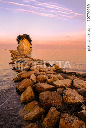 Mitsuke Island (evening view) Mitsuke Island (evening view) 60776089