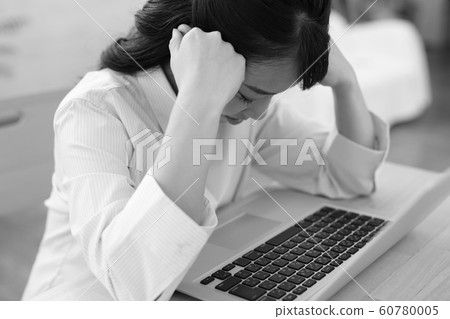 女性人類人物 60780005