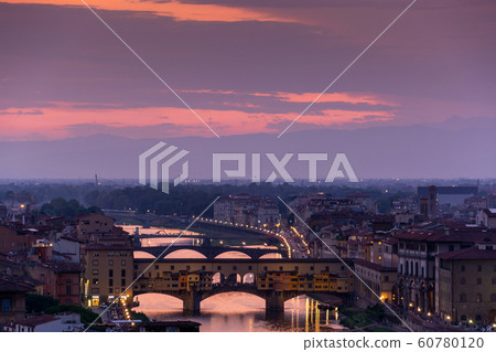 Ponte Vecchio, Florence, Italy 60780120