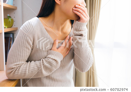 一個健康狀況不佳的女人 一個健康狀況不佳的女人 60782974