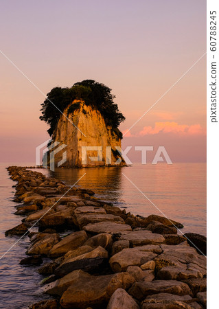 Mitsuke Island (evening view) Mitsuke Island (evening view) 60788245