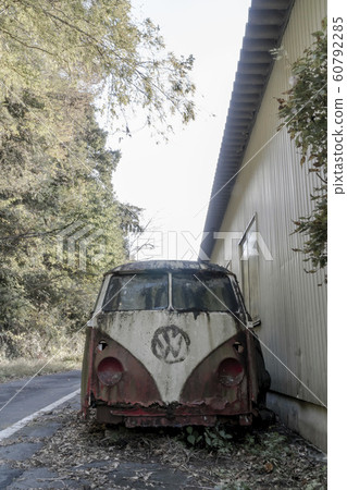 Scrapped workhouse 60792285