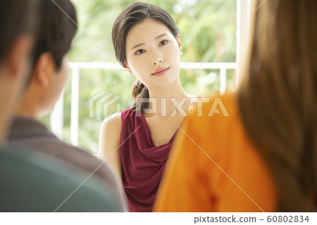 Men and women business course 60802834