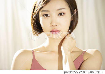 女性美純 60802949