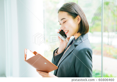 Business woman << Kinki University >> Business woman << Kinki University >> 60806460