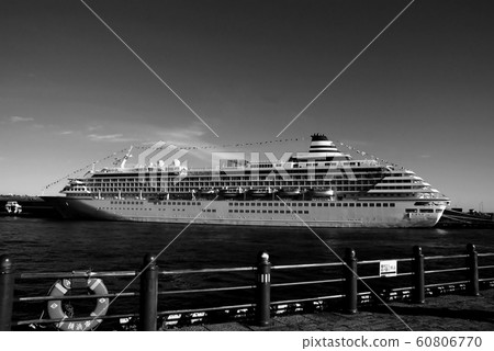 單色橫濱海船(2019年12月註冊)最大尺寸:L 單色橫濱海船(2019年12月註冊)最大尺寸:L 60806770