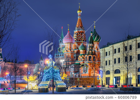 New Year illumination at the Moscow Kremlin in winter New Year illumination at the Moscow Kremlin in winter 60806789