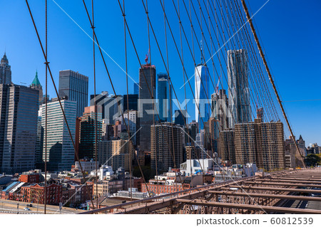 "New York" Manhattan skyscrapers, Brooklyn Bridge 60812539