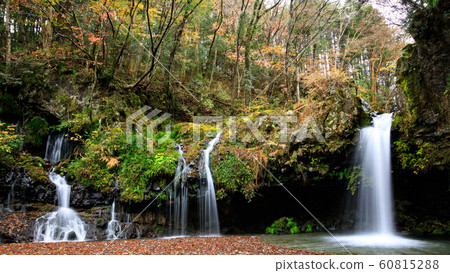 Jinba Falls (Winter) 60815288
