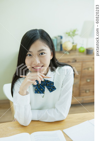 學習的女孩學習 60820283