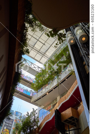 大阪商業設施（BIG STEP） 60823160