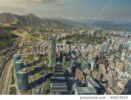 Panoramic view of Santiago de Chile 60823924