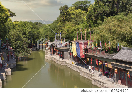 water market near the Beijing Summer Palace 60824903