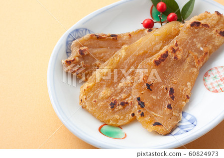 Dried potato Dried potato 60824973