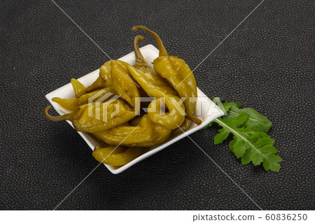 Pickled green pepper Pickled green pepper 60836250