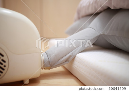 Duvet dryer (Cleaning Cleaning Bedroom Bedroom Duvet Bedding Room Tick Repellent Keeping Housekeeping Clean) Duvet dryer (Cleaning Cleaning Bedroom Bedroom Duvet Bedding Room Tick Repellent Keeping Housekeeping Clean) 60841309