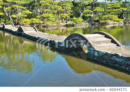 [Yosuien] Nishihama, Wakayama City, Wakayama Prefecture 60844571