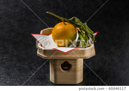 新年裝飾日本橙 60846517