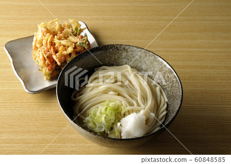 Udon noodles Udon noodles 60848585