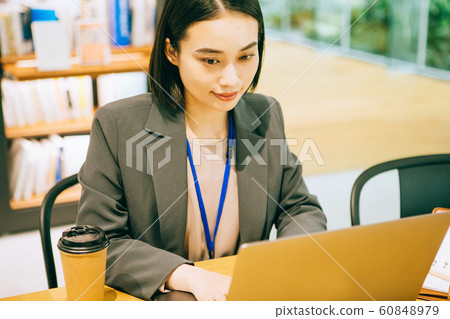 Nomad worker @Kinki University Nomad worker @Kinki University 60848979