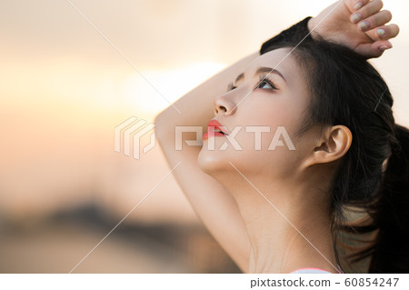 Women beauty 60854247