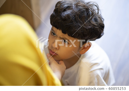 父母和孩子的生活方式育兒形象 父母和孩子的生活方式育兒形象 60855253