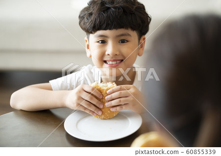 Parent and child lifestyle meal Parent and child lifestyle meal 60855339